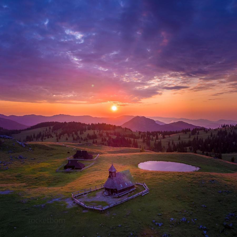 Koca Kronca - Velika Planina Stahovica Exterior foto